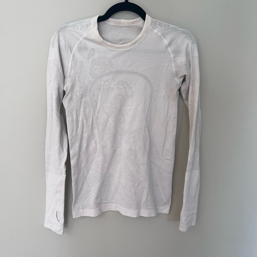 Lululemon White Long Sleeve Top Size 6